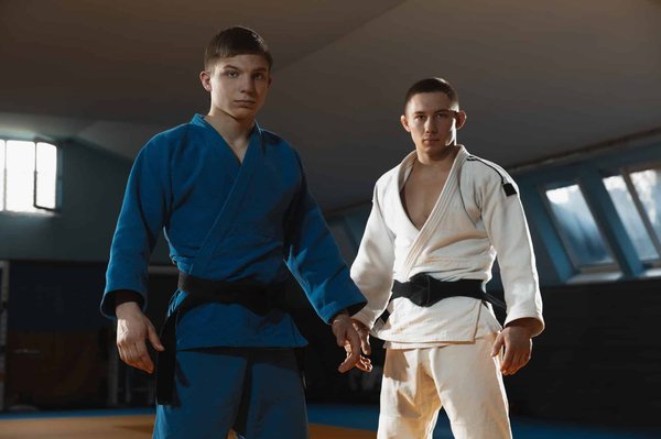 Choisir le kimono de judo parfait : guide d'achat et conseils pratiques